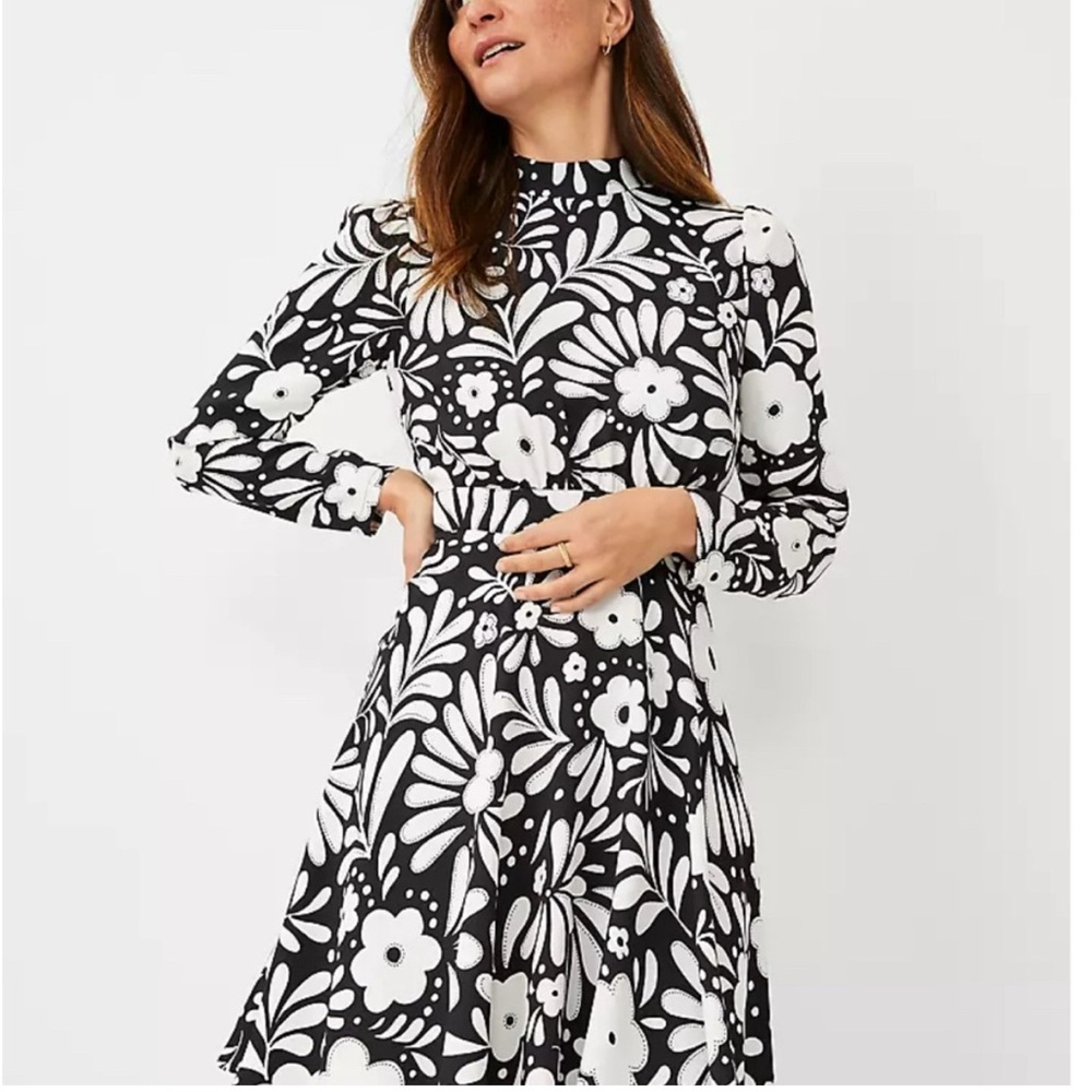 Ann Taylor Black and White Floral Dress, Size 8